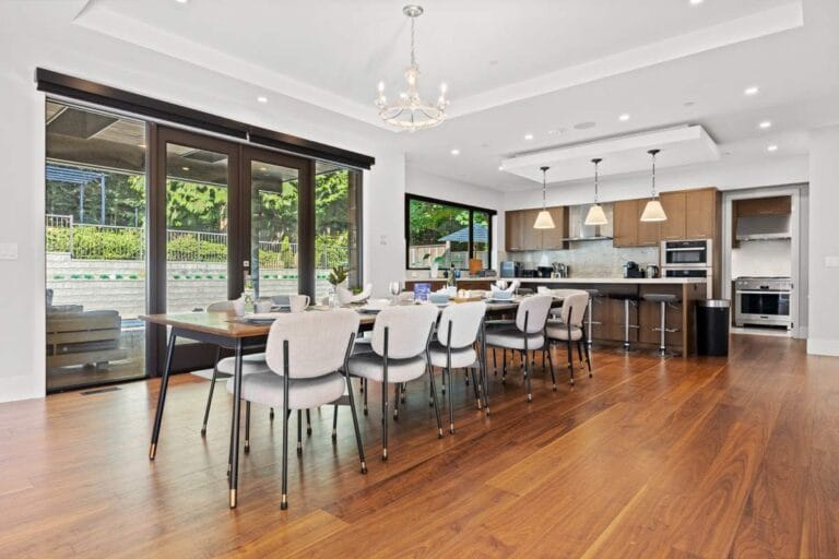 Kitchen and dining room in a Luvilla managed residence